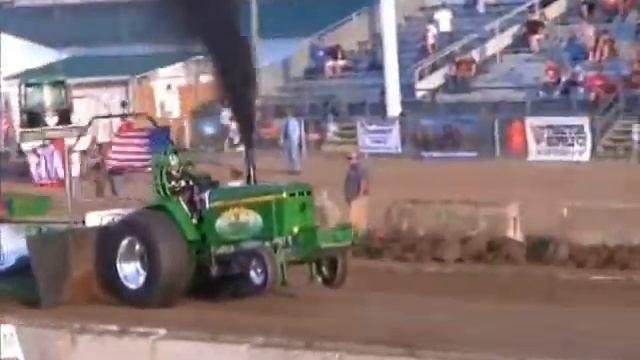 NTPA LIGHT PRO STOCK TRACTORS AT THE 2014 PREBLE COUNTY, OHIO FAIR EATON JULY 30, 2014 смотреть онлайн
