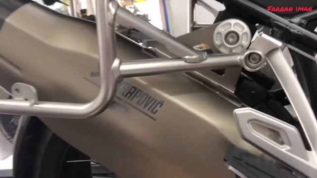 BMW R1250 Gsa Akrapovic exhaust full system sound смотреть онлайн