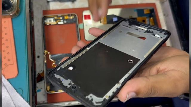 HOW TO CHANGE LCD INFINIX SMART 8 X6525 EASY REPAIR смотреть онлайн