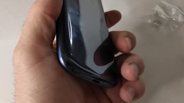 Продаю новый Galaxy S3 смотреть онлайн