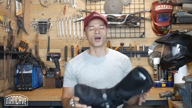 Mancave GEAR: BMW Motorrad Gravel Boots смотреть онлайн