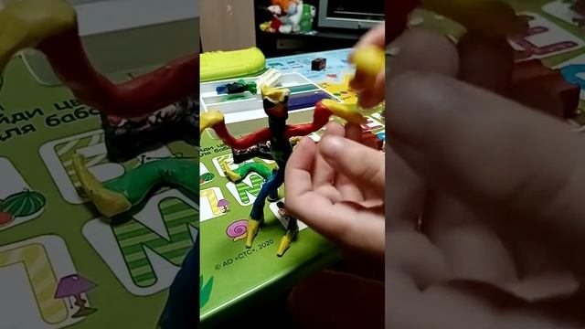 выпали легендарные бойцы из бабл кваса. обхохочитесь, вот умора!!! смотреть онлайн