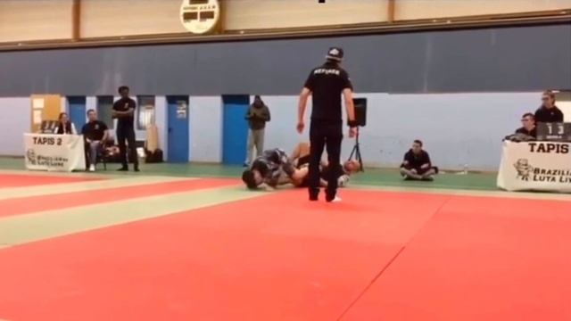 Чеченец не Сдался😳🔥за 10 сек до конца Вырвал Победу😳 смотреть онлайн