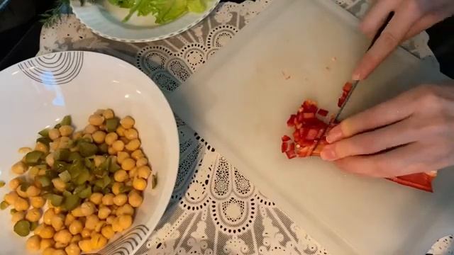 Шаурма с консервированным тунцом, нутом и овощами пошаговый рецепт смотреть онлайн