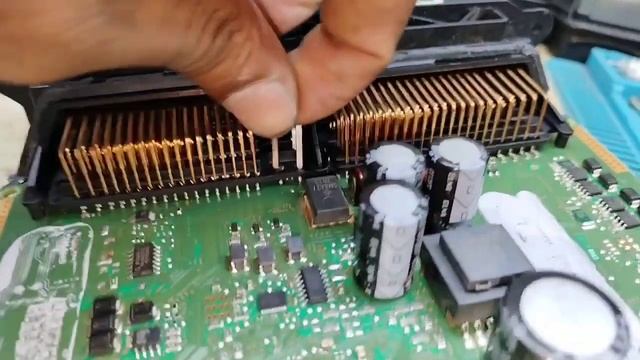 BS6 Mahindra Bolero Pickup ECM No Communication No Start | Faulty ECU смотреть онлайн