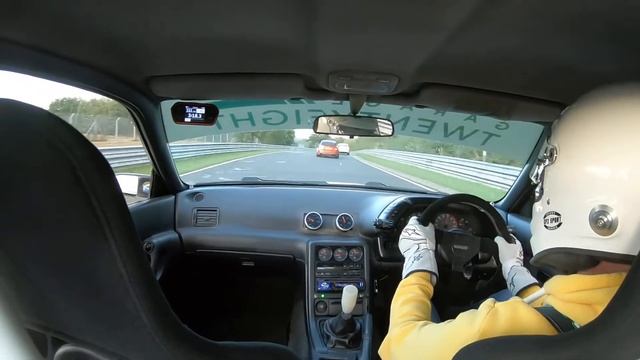 THE LAP THAT GOT AWAY! Nurburgring Chase Lap BMW 1M & R32 GTR смотреть онлайн