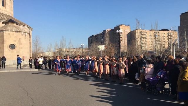 Բուն Բարեկենդանի տոնը 2 смотреть онлайн
