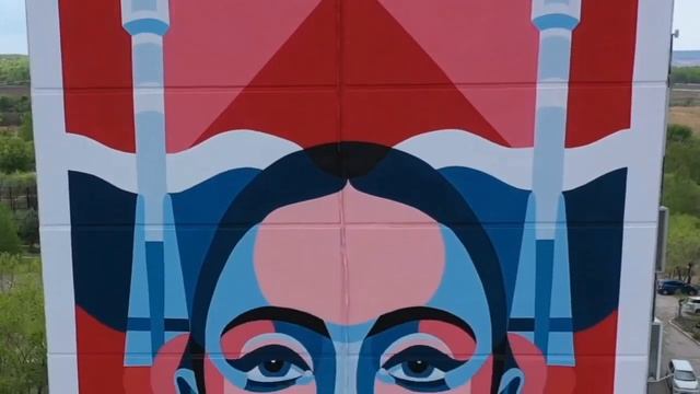 Мурал напротив аэропорта Благовещенск смотреть онлайн