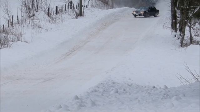 HOW A VOLVO SHOULD BE DRIVEN ! смотреть онлайн