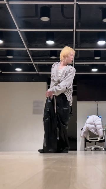 HUNTER (Xikers) Easy⚡ смотреть онлайн