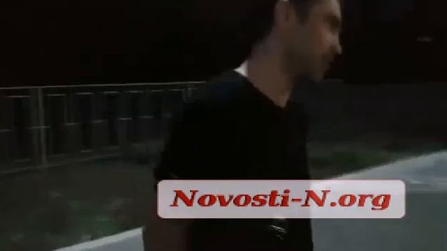 Видео "Новости-N": В Николаеве неадекватный гражданин угрожал взорвать заправку ANP смотреть онлайн
