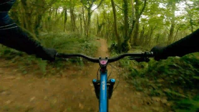 Jennyscombe Mini Enduro PB run // ORANGE P7 // GoPro Hero 9 смотреть онлайн