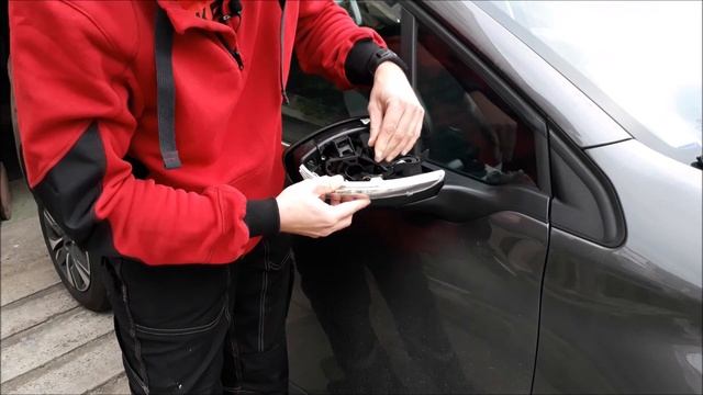 "TUTO" Remplacer Répétiteur / Clignotant PEUGEOT... смотреть онлайн