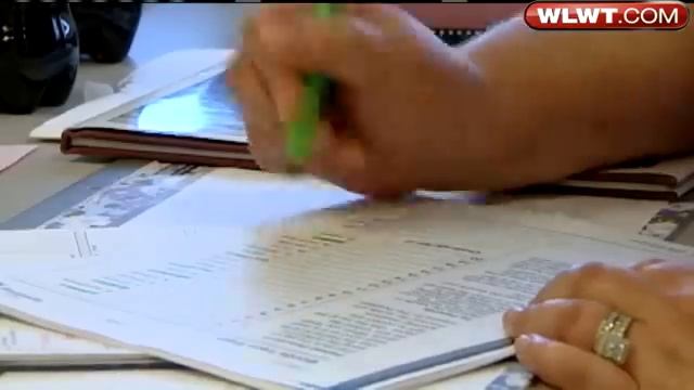 5-Year-Old Calls 911, Saves Mom's Life смотреть онлайн