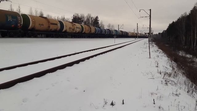 Изумрудный!!! Электровоз ВЛ80С-1309 с наливными цистернами! смотреть онлайн