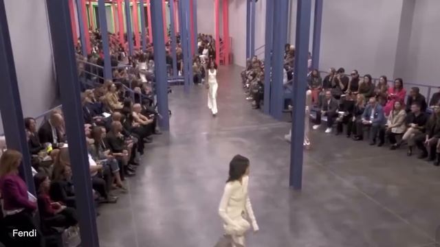 Mona Tougaard || Runway Collection смотреть онлайн