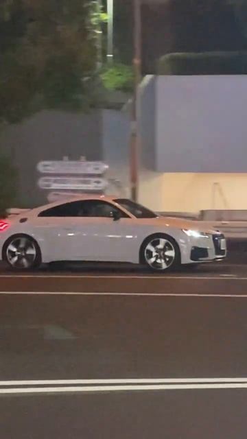 White Audi TT RS In Tokyo 🇯🇵 #Audi #Japan #Shorts смотреть онлайн