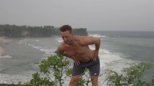 Утро разминка акцент на руки и плечи