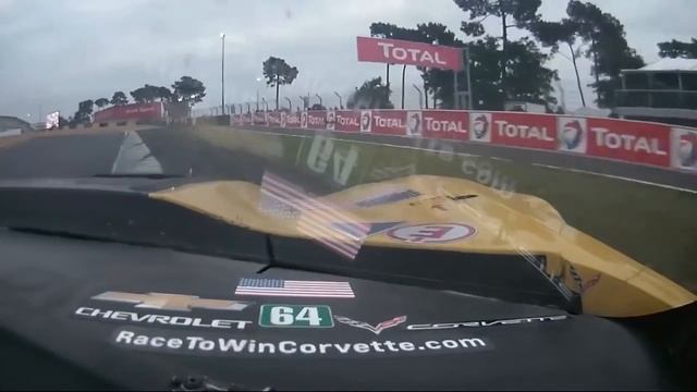 24 hours of Le Mans parade and 2016 2017 Race highlights | Porsche 919 Hybrid vs Toyota TS050 Hybri смотреть онлайн