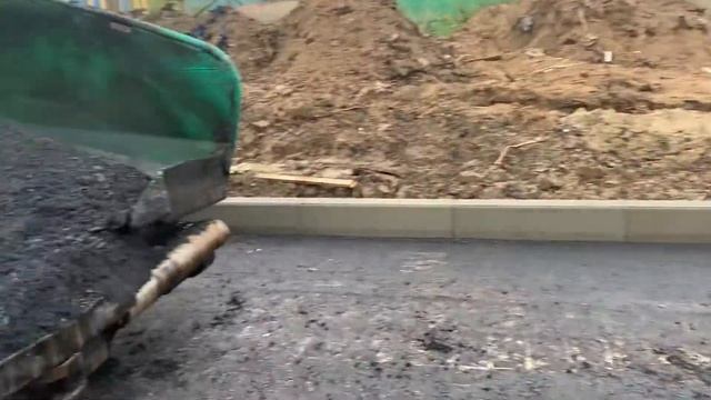 Укладка горячего асфальта смотреть онлайн