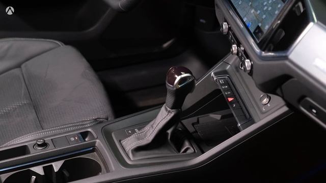 2024 Audi Q3 Sportback - INTERIOR смотреть онлайн
