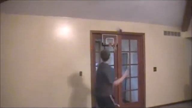 SKLZ Pro Mini Hoop смотреть онлайн