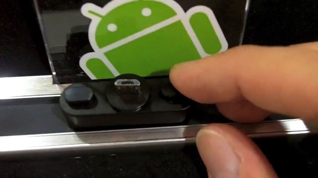 Philips Fidelio docking per Android - IFA 2011 смотреть онлайн