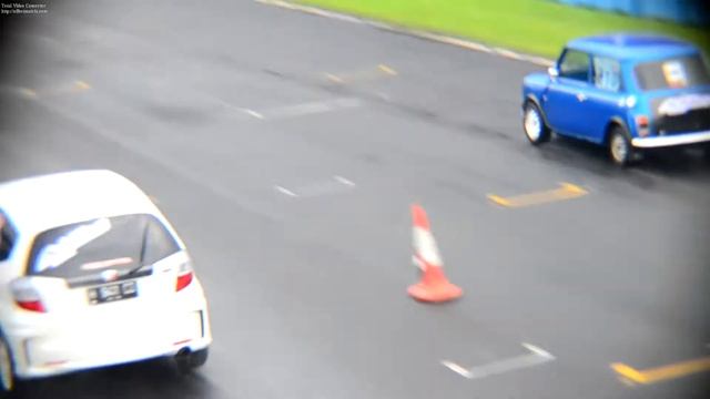 mini cooper vs jazz rs смотреть онлайн