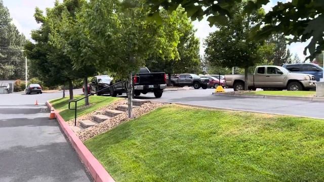 2017 Pre-Owned Jaguar F-Type AWD смотреть онлайн