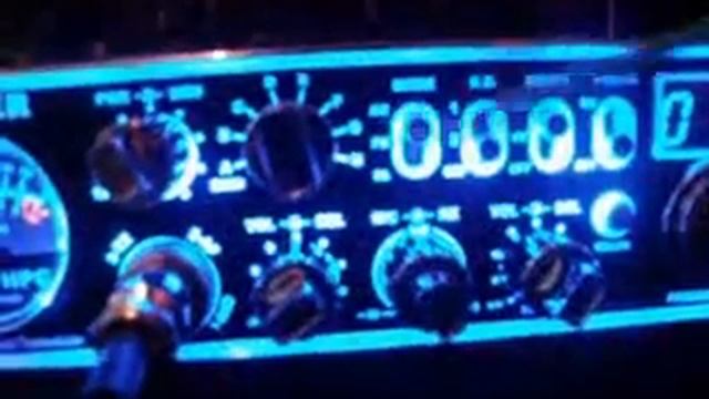 Stryker 447HPC 10 Meter CB Radio 60+ Watts Changes Colors! смотреть онлайн