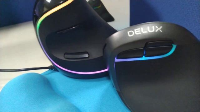 20190220 新款DELUX垂直滑鼠開箱（M618 Plus & M618 Mini） смотреть онлайн
