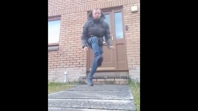 HELLO,МИР МАНЕРА КРУТИТ МИР. МУВИК СТАНДОФФ2 смотреть онлайн