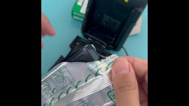 How To Insert Instax Film In Instax Mini Liplay