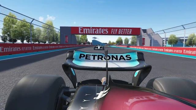 HAMILTON vs RUSSELL | Will We Have BIG DUELS Between The Two MERCEDES Drivers in 2023? смотреть онлайн