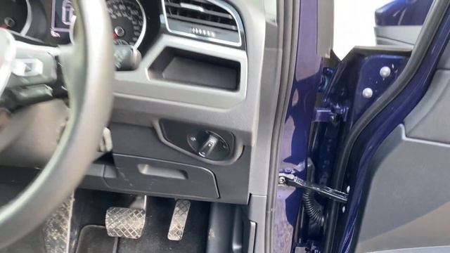 VW Touran SE Family DSG. смотреть онлайн