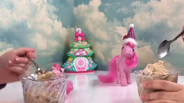 SANTA'S WHITE CHRISTMAS ICE CREAM BY PUBLIX PREMIUM смотреть онлайн