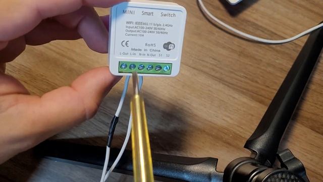 Ligação Tuya Smart Switch смотреть онлайн