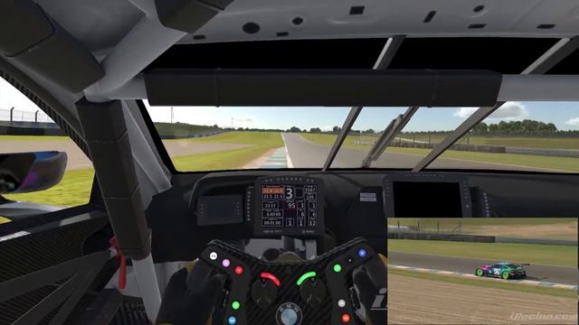 IR BMW M8 GTE 1:04.707 @ Donington Park Racing Circuit смотреть онлайн