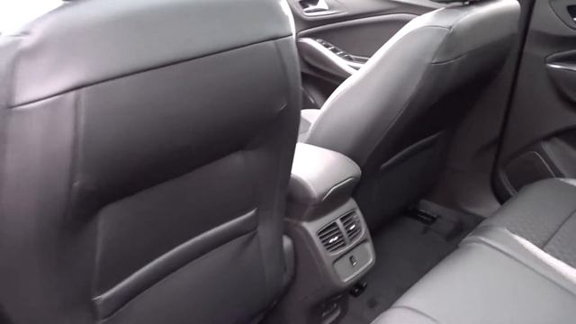 FE19LFA Vauxhall Grandland X 1.5 Turbo Sport Nav 5dr смотреть онлайн