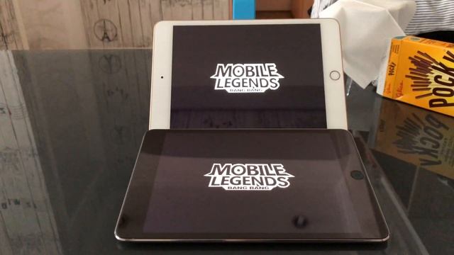 iPad mini 5 VS iPad mini 4 | Speed Test PUBG & Mobile Legend смотреть онлайн