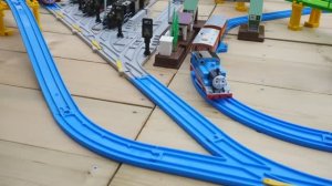 Железная дорога для детей!  Поезд Plarail SL с паром ☆ Автоматическое переключение полос!