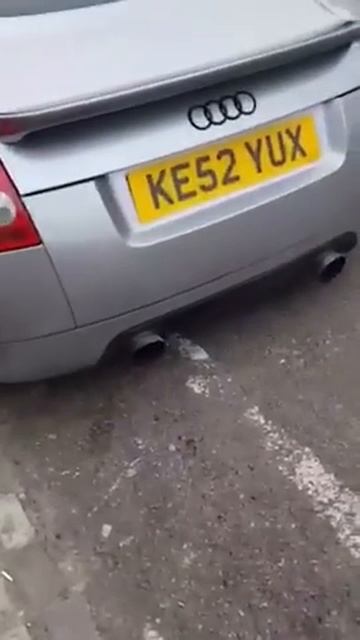 Audi TT 225 смотреть онлайн