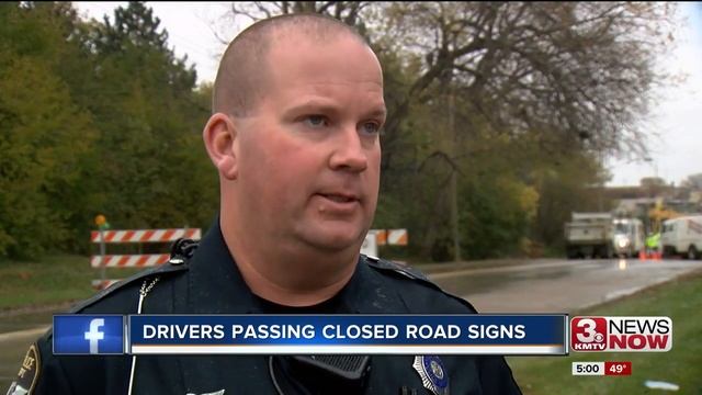 Drivers going around "Road Closed" signs cited смотреть онлайн