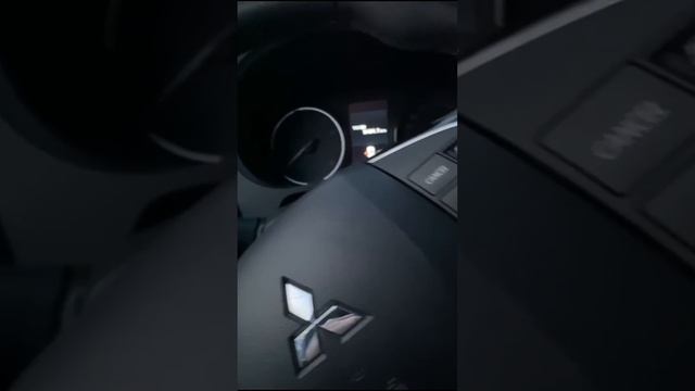 Обзор Mitsubishi Outlander 2 0 CVT, 2019, 85 413 км