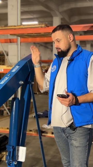 Чем отличается 3х-тонный гидравлический кран от 2х-тонного и где используют #automobile #автосервис смотреть онлайн