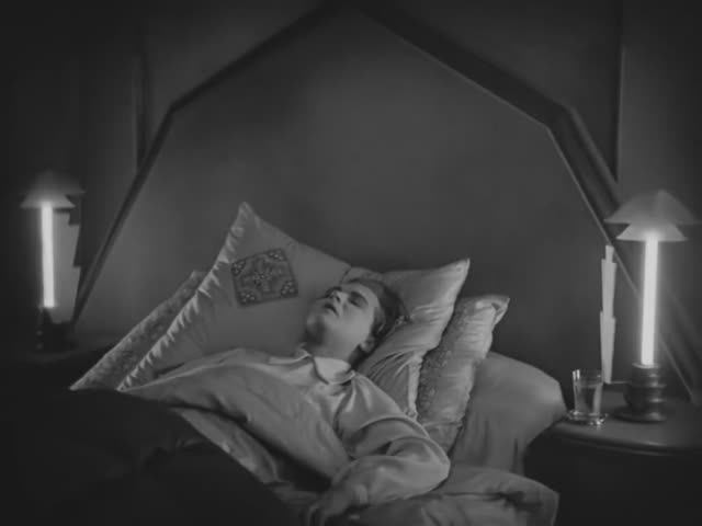 MARILYN MANSON - Sweet Dreams (Are Made Of This) (EURYTHMICS Cover) смотреть онлайн