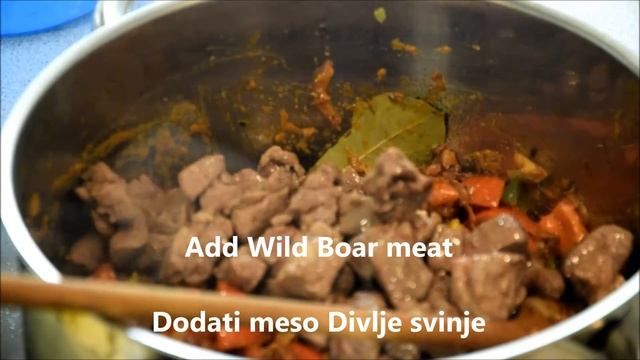Wild Boar Goulash - Wildschweingulasch - Gulas od Divlje Svinje смотреть онлайн