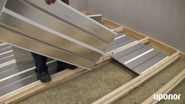 Installation av golvvärme - Uponor Golvvärmekassett med isolering смотреть онлайн