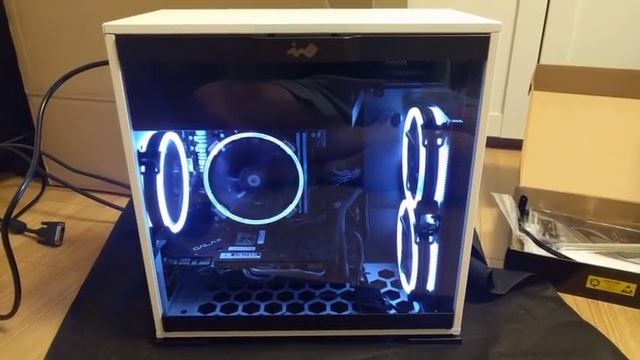 IN WIN 301 case with HALO doubling RGB fan смотреть онлайн