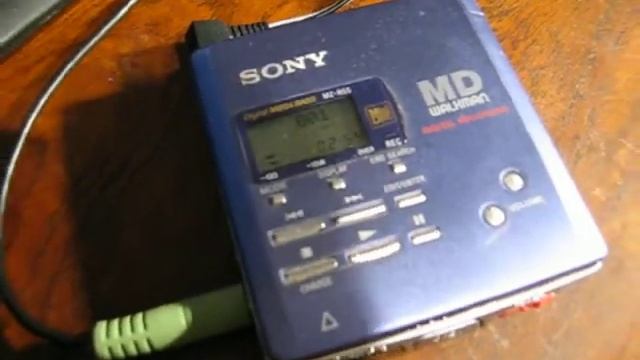 Sony MZ-R55 MiniDisc Recorder.  Massive Attack: Angel.